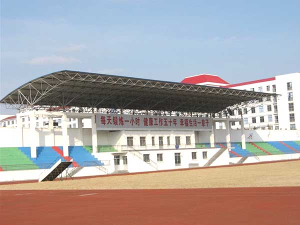 岑溪操场看台网架工程